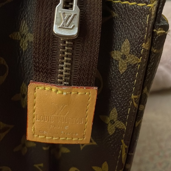 Louis Vuitton Briefcase (VINTAGE) and so Beautiful in almost perfect condition. - Picture 13 of 16
